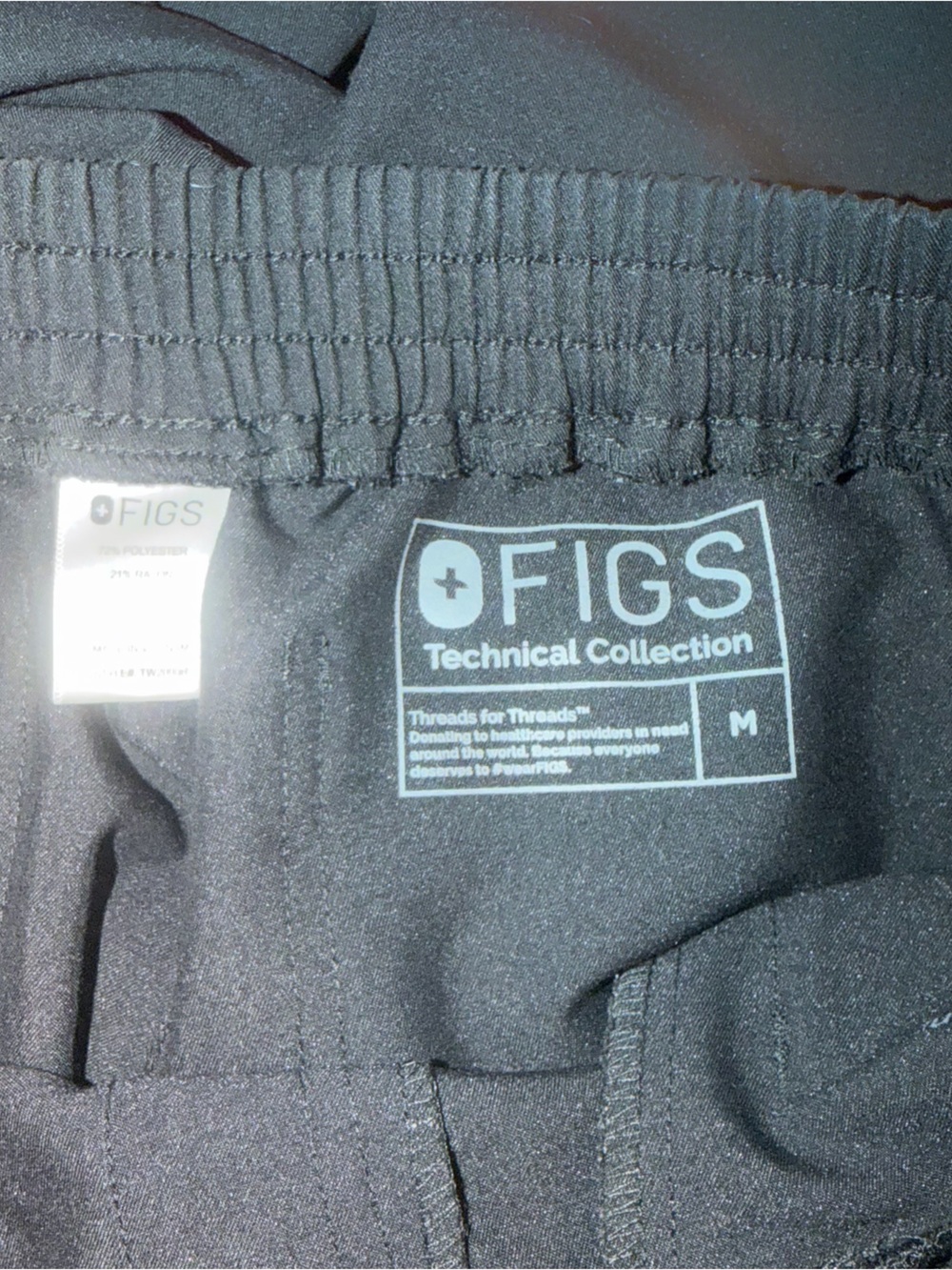 FIGS Black Scrub Pants Size Medium - Picture 5 of 6